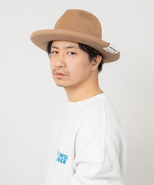 モデル頭囲：58cm 着用サイズ：ONESIZE