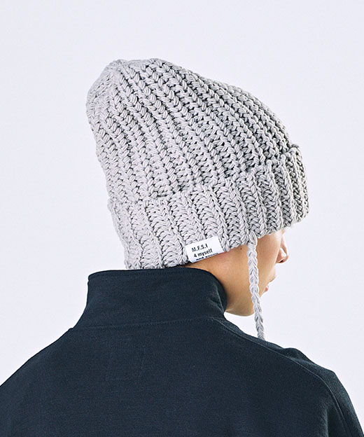 GRAY　モデル頭囲：59cm