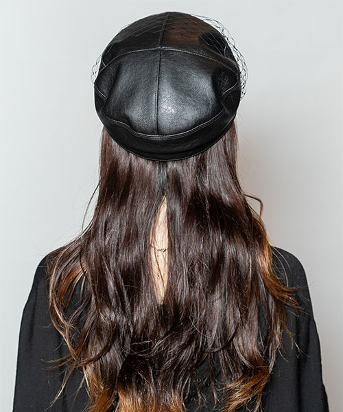 BLACK モデル頭囲：55cm