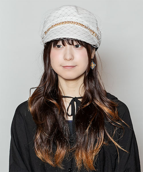 OFF WHITE モデル頭囲：55cm