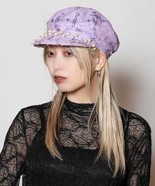 Model's head circumference: 58cm, wearing size: ONESIZE