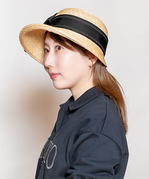 モデル頭囲：56cm 着用サイズ：ONESIZE