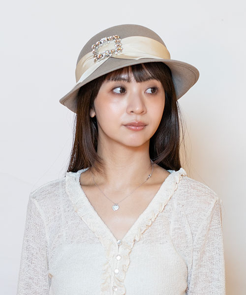 モデル頭囲：56cm 着用サイズ：ONESIZE