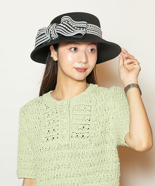モデル頭囲：56cm 着用サイズ：ONESIZE