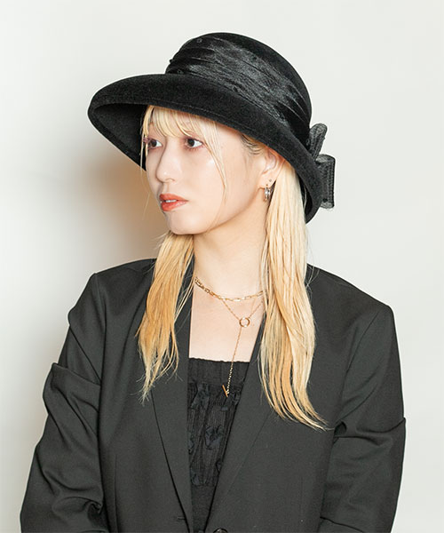 モデル頭囲：58cm 着用サイズ：ONESIZE