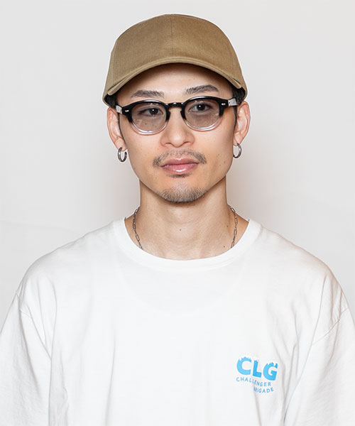 モデル頭囲：58.5 着用サイズ：ONESIZE