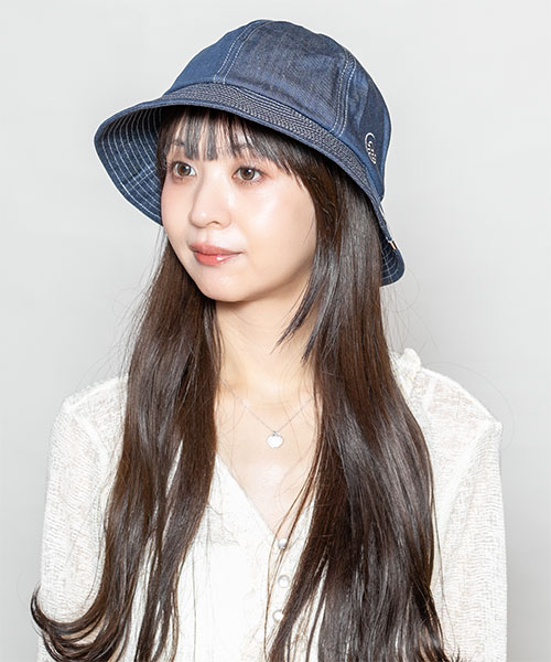 モデル頭囲：56 着用サイズ：ONESIZE