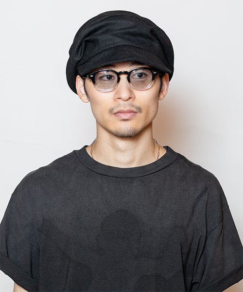 BLACK モデル頭囲：58.5cm