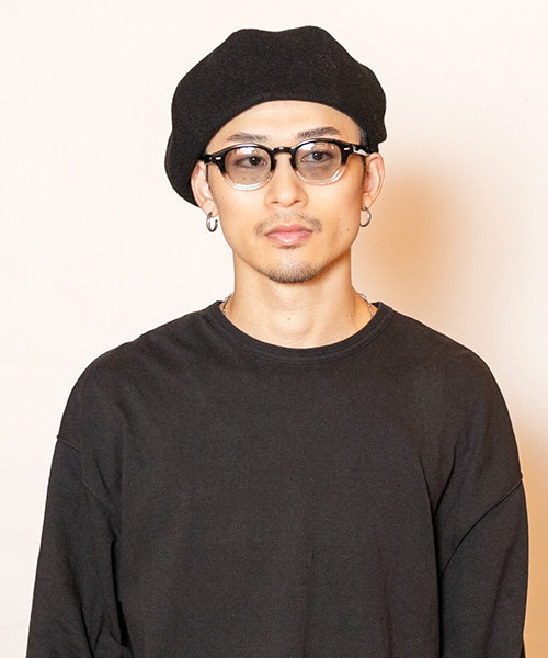 BLACK モデル頭囲：58.5cm
