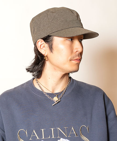 KHAKI モデル頭囲：58cm