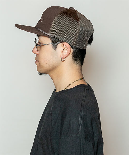 BLACK モデル頭囲：58cm