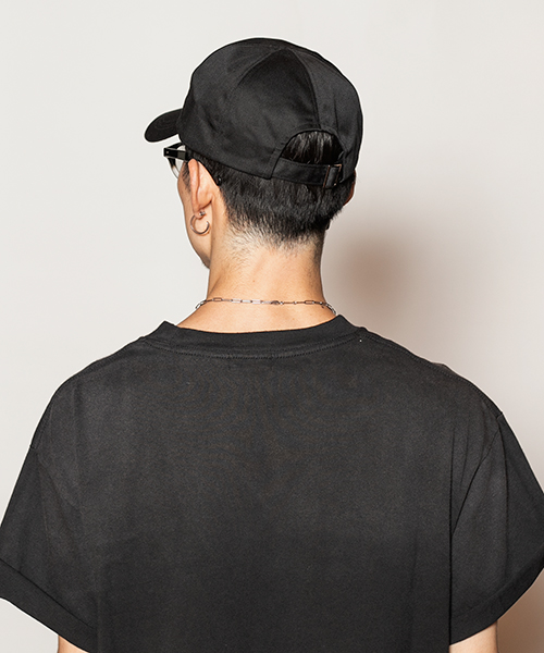 BLACK モデル頭囲：58.5cm