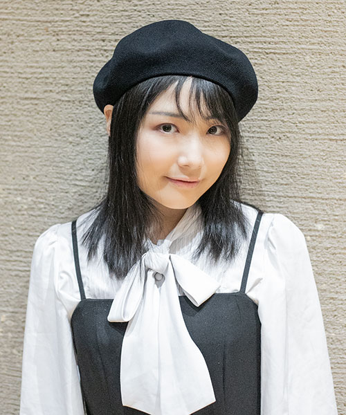 モデル頭囲：55cm 着用サイズ：ONESIZE