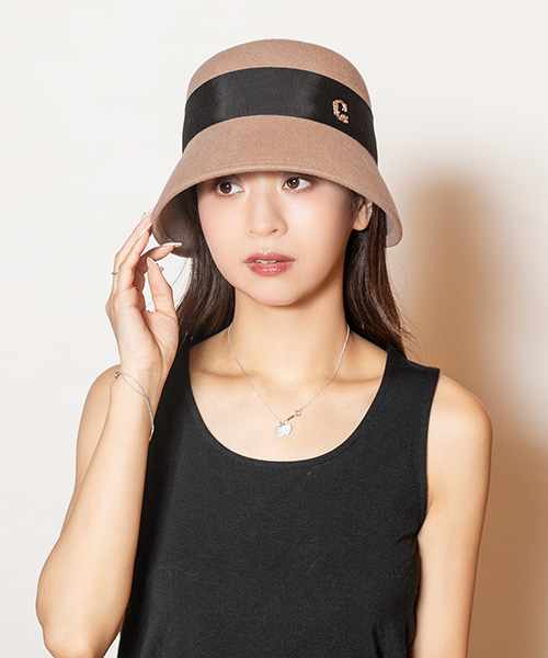 モデル頭囲：56cm 着用サイズ：ONESIZE