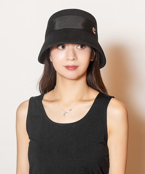 モデル頭囲：56cm 着用サイズ：ONESIZE