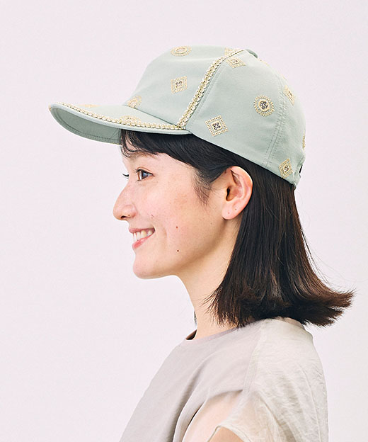 モデル頭囲：56cm 着用サイズ：ONESIZE