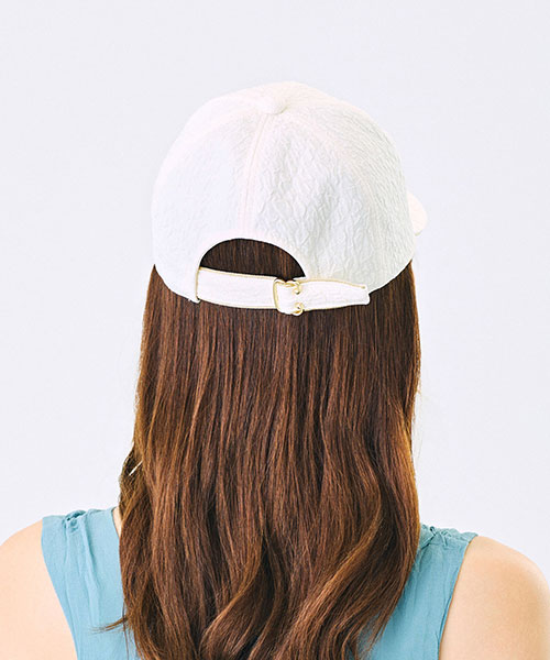 WHITE モデル頭囲：57㎝