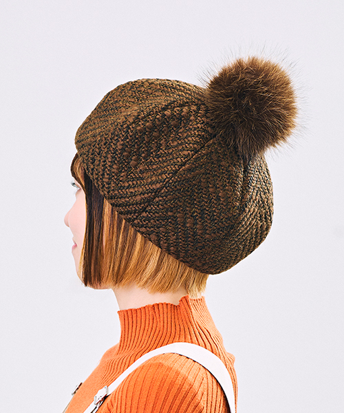 BROWN モデル頭囲：56㎝