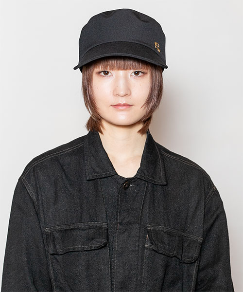 BLACK モデル頭囲：55cm