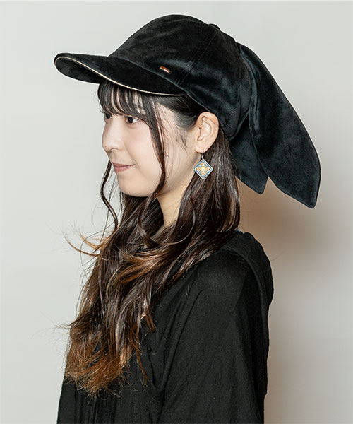 BLACK モデル頭囲：55cm