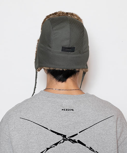 KHAKI モデル頭囲：58.5cm