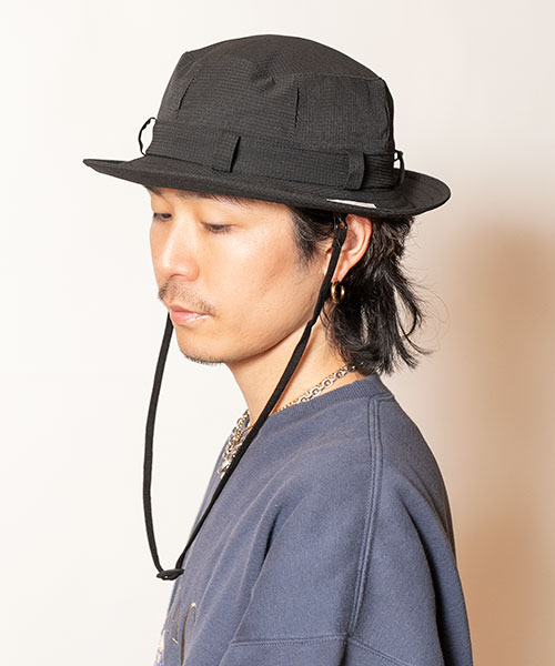 BLACK モデル頭囲：58cm