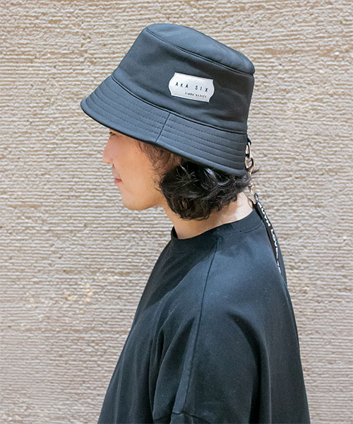 モデル頭囲：58cm 着用サイズ：ONESIZE