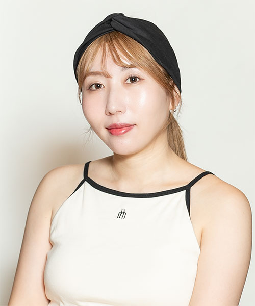 モデル頭囲：56cm 着用サイズ：ONESIZE