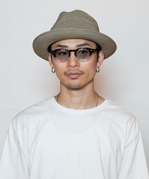 モデル頭囲：58.5cm 着用サイズ：61cm