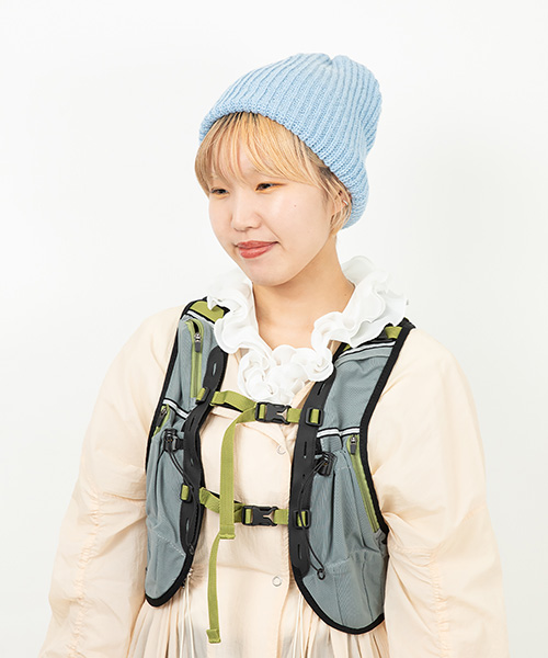 モデル頭囲：54.5cm 着用サイズ：ONESIZE