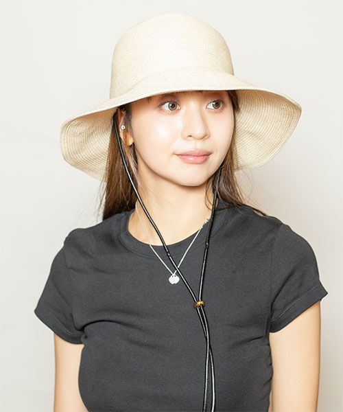 モデル頭囲：56cm 着用サイズ：ONESIZE