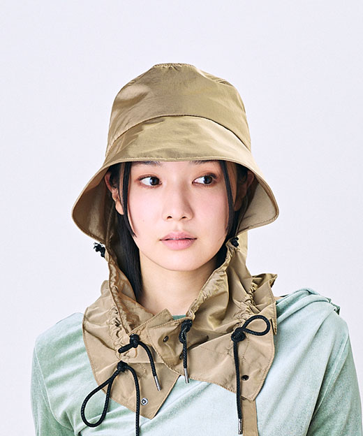 モデル頭囲：55.5cm 着用サイズ：ONESIZE