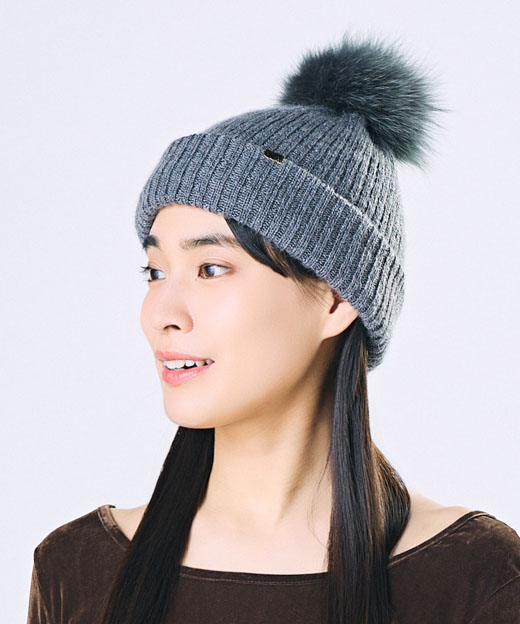 GRAY　モデル頭囲：55.5cm