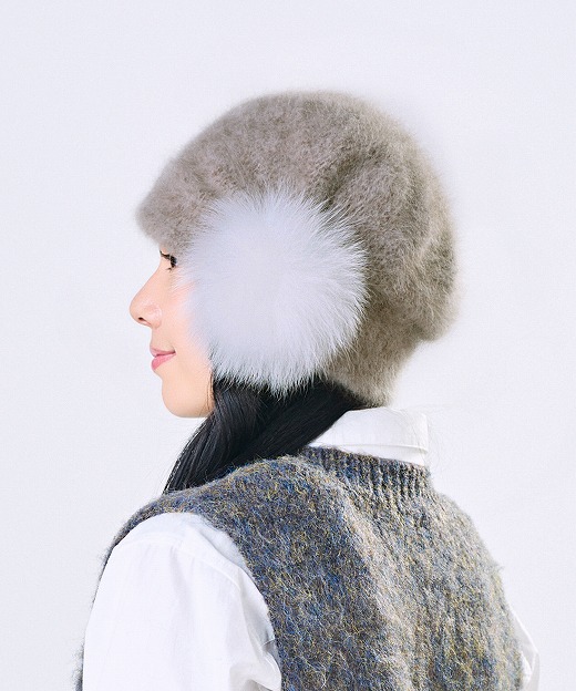 BEIGE　モデル頭囲：56cm