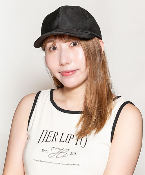 モデル頭囲：56cm 着用サイズ：ONESIZE