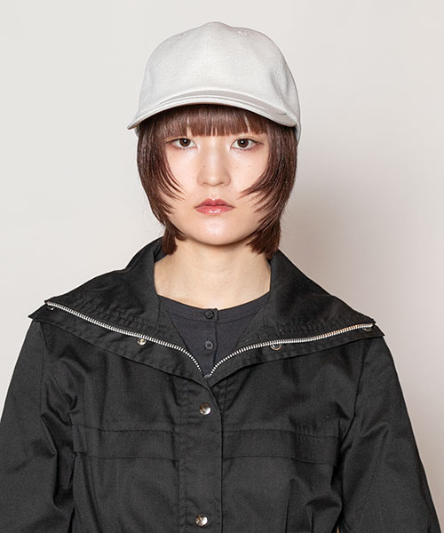 WHITE モデル頭囲：55cm