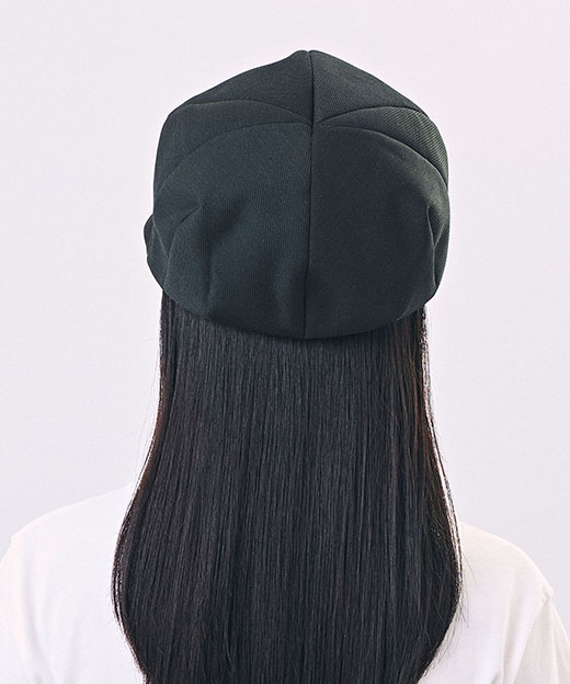 モデル頭囲：54cm 着用サイズ：ONESIZE
