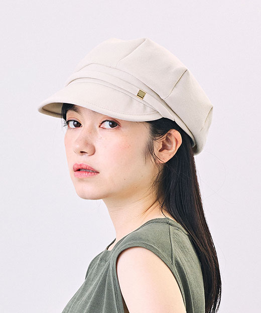 モデル頭囲：54cm 着用サイズ：ONESIZE
