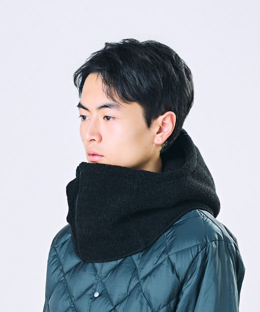 Model's head circumference: 59cm, wearing size ONESIZE