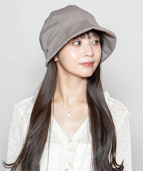 モデル頭囲：56 着用サイズ：ONESIZE