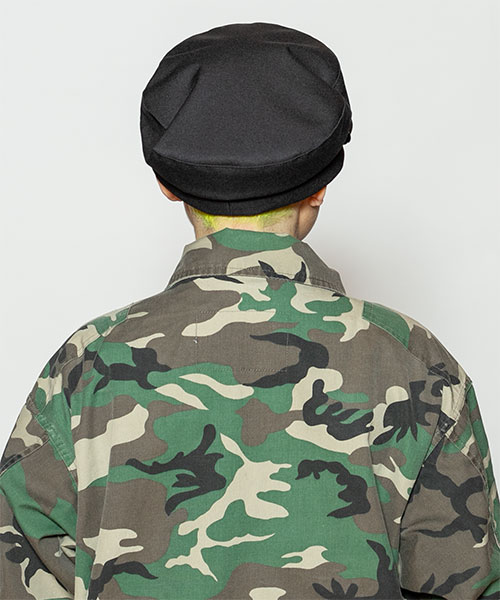 BLACK モデル頭囲：54cm