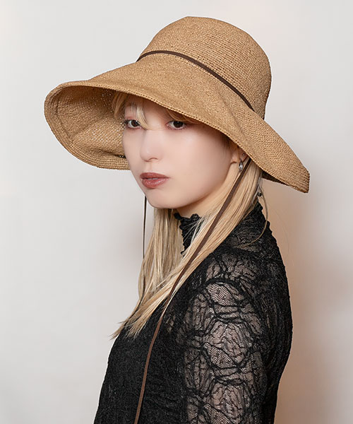 モデル頭囲：58cm 着用サイズ：ONESIZE