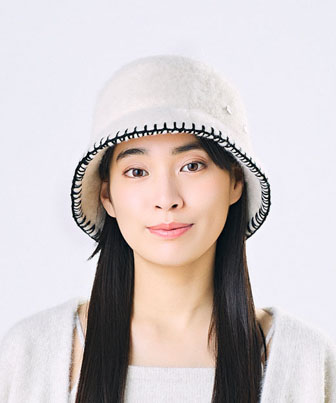 BLAN HAT S3