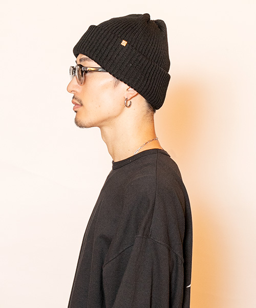 BLACK モデル頭囲：58.5cm
