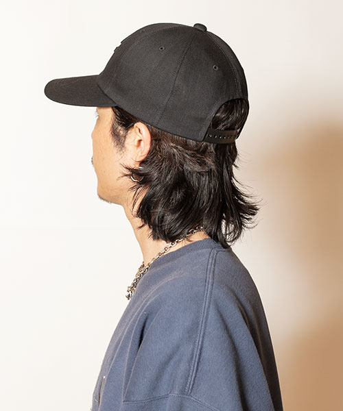 BLACK モデル頭囲：58cm
