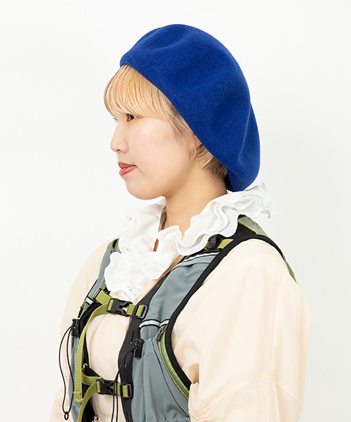 モデル頭囲：54.5cm 着用サイズ：ONESIZE