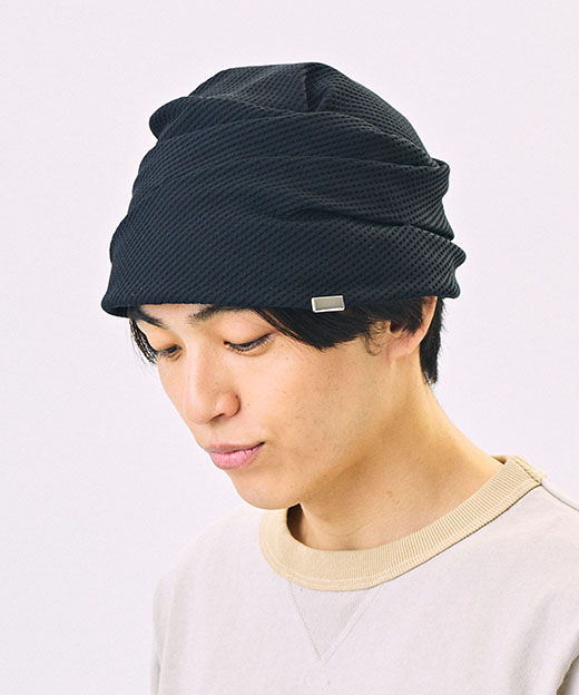 モデル頭囲：58cm 着用サイズ：ONESIZE