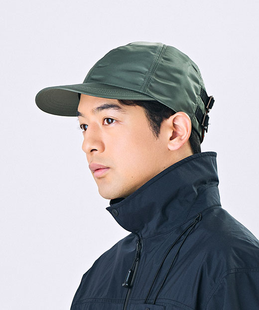 Model's head circumference: 56cm, wearing size: ONESIZE