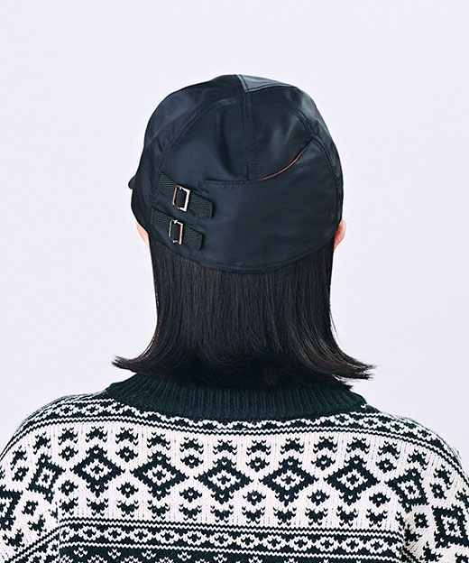 Model's head circumference: 55.5cm, wearing size ONESIZE