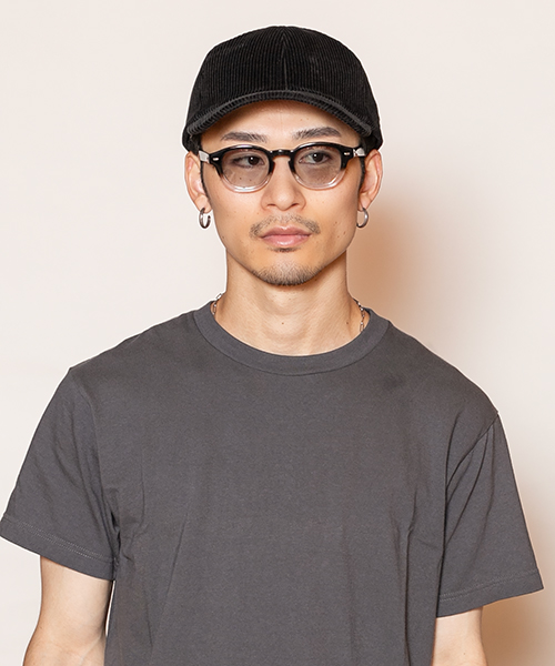 Model's head circumference: 58.5cm, wearing size ONESIZE